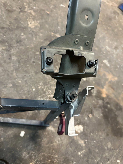 2021 AUDI R8 LEFT RADIATOR SUPPORT BRACKET W FENDER WHEEL ARCH ASSEMBLY OEM