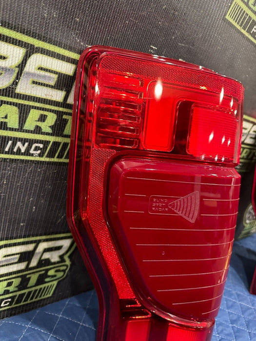 2020-2022 FORD F250 F350 F450 DRIVER LEFT BLISS LED TAIL LIGHT OEM *MINT*