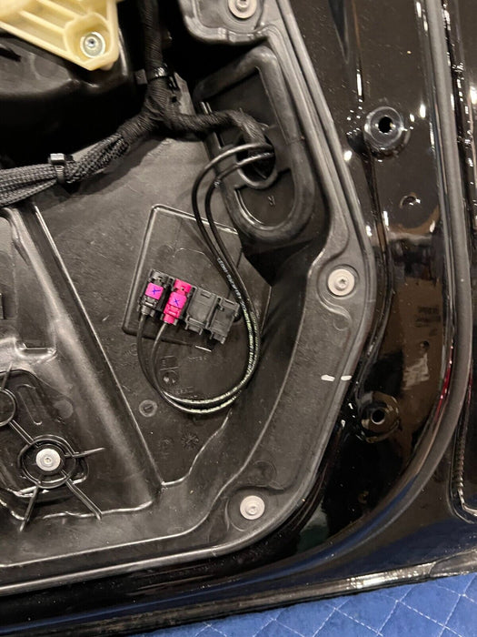 2015 MERCEDES-BENZ C63S AMG W205 FRONT LEFT DRIVER DOOR OEM OBSIDIAN BLACK METAL