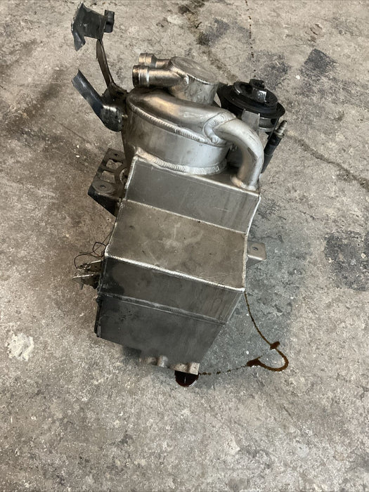 2017 AUDI R8 OEM OIL RESERVOIR TANK DRY SUMP CONTAINER 4S0115373F ~NO LEAKS~