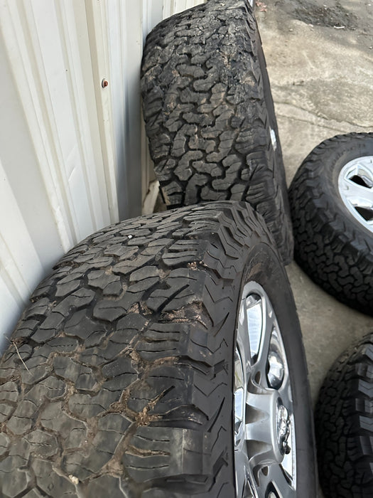 2015 DODGE RAM 2500 WHEEL TIRE RIM SET OEM 8X20