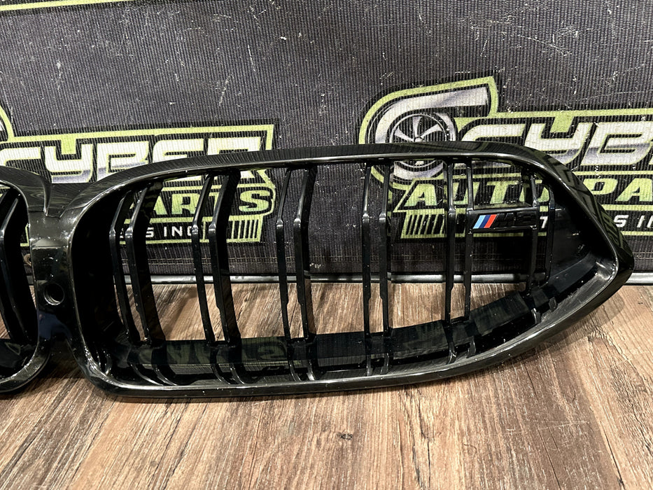 2020 BMW M8 COMP FRONT BUMPER GRILLE OEM *HAS CRACKS/READ*