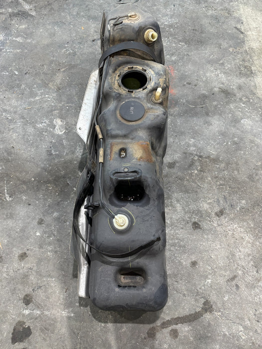 2015 DODGE RAM 2500 6.7L DIESEL FUEL TANK 31 GALLON OEM *LOCAL PICKUP ONLY*