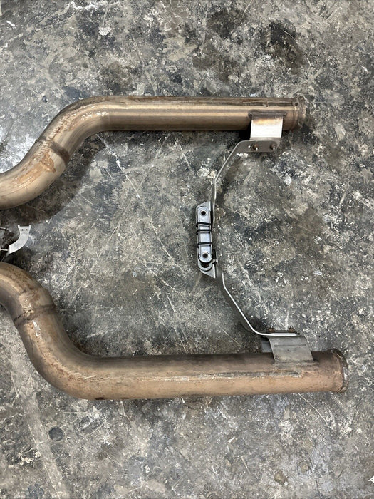 2019 MERCEDES BENZ C63S AMG MID PIPE EXHAUST ASSEMBLY W BRACKETS OEM