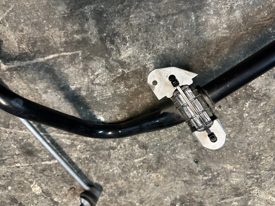 2020 BMW M4 HERITAGE EDITION F82 OEM FRONT STABILIZER SWAY BAR 8011850 128706-10