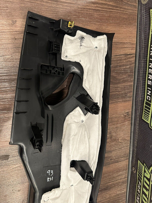 2017-2019 FORD F250 F350 PLATINUM PASSENGER RIGHT C PILLAR TRIM OEM