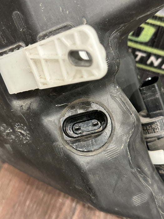 2017-18 AUDI R8 WINDSHIELD WASHER RESERVOIR TANK OEM 4S1 955 449