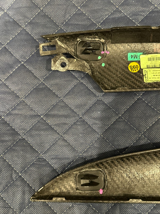 2014 AUDI R8 SPYDER LEFT RIGHT CARBON FIBER DOOR PANEL TRIM MOULDING 420 867 410