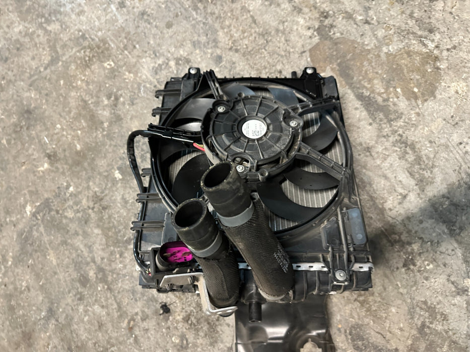 2017 AUDI R8 V10 FRONT RIGHT RADIATOR A/C CONDENSER 4S0 816 411 4S0 121 252 B