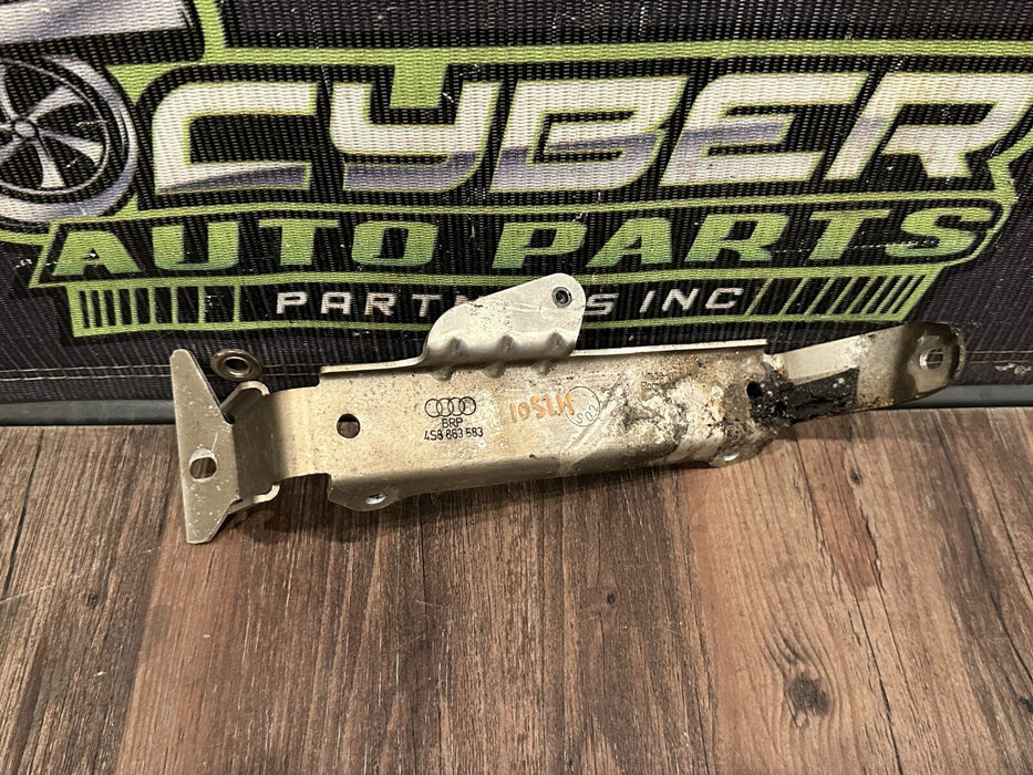2021 AUDI R8 REAR DRIVER LEFT BRACKET OEM 4S8 863 583