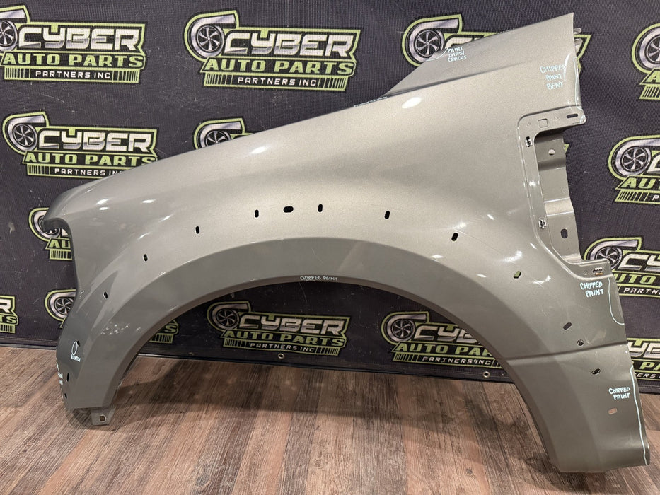 2017-2022 FORD F450 DUALLY LEFT FENDER OEM SILVER SPRUCE - BN *DAMAGE* (LOCAL PU