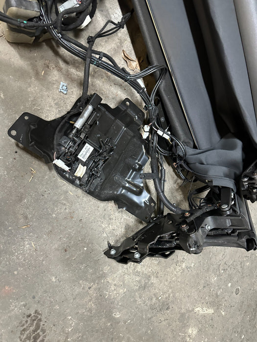 2009-2020 NISSAN 370Z CONVERTIBLE ROADSTER RED SOFT TOP ASSEMBLY OEM 47K MILES