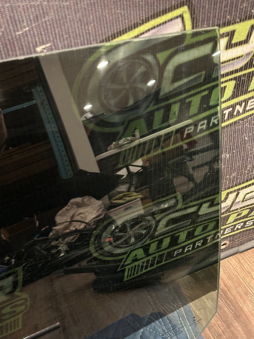 2021 AUDI R8 FRONT LEFT DRIVER SIDE WINDOW GLASS OEM