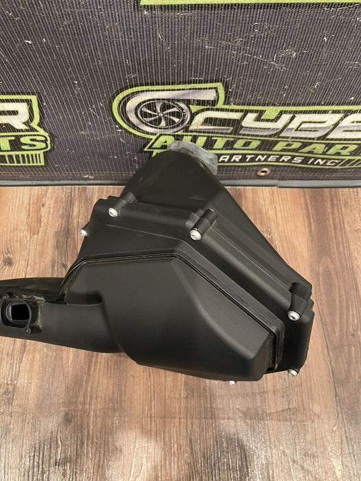 2018 BMW M3 COMP DRIVER LEFT AIR INTAKE W/ FILTER ASSEMBLY OEM AD784749203