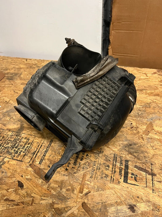 2017 RAM 3500 DIESEL 6.7L RAM AIR FILTER INTAKE ASSEMBLY COMPLETE OEM 2013-2017