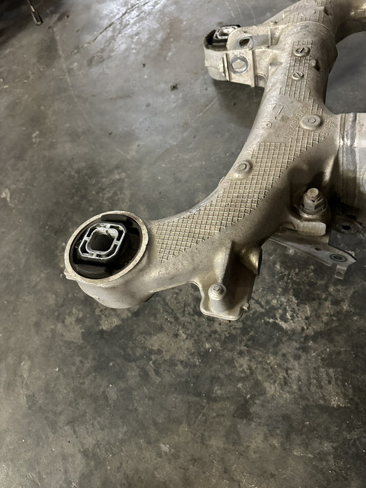 2011 BMW 550i F10 5 SERIES 4.4L REAR SUBFRAME CRADLE CROSSMEMBER 6793803
