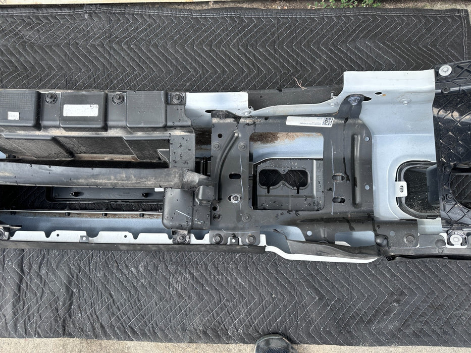 2023 2024 2025 FORD F250 F350 FRONT BUMPER ASSEMBLY STAR WHITE OEM PAINT SCUFFS