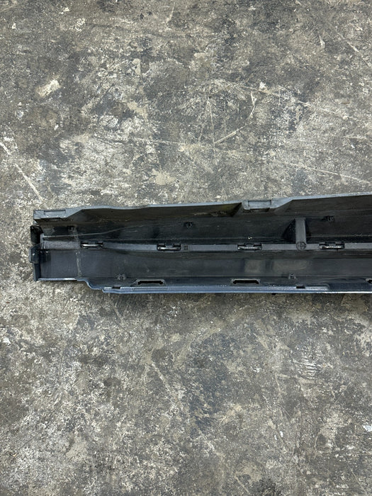 2021 AUDI R8 KEMORA GREY LEFT DRIVER CARBON FIBER SIDE SKIRT  *BURN DAMGE*