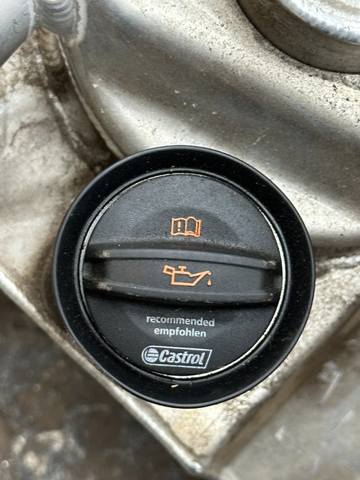 2012 2014 AUDI R8 OIL SUMP RESERVOIR TANK W/ SENSOR OEM 420 115 373 L