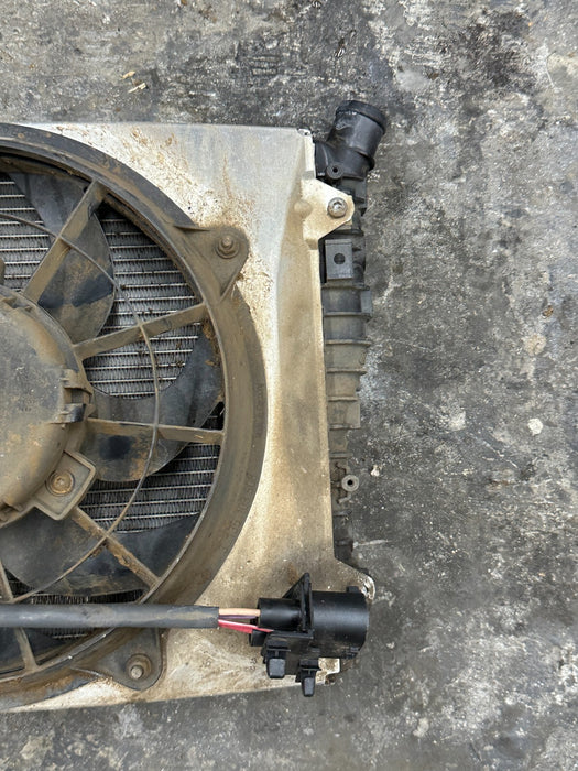 2014 AUDI R8 FRONT RIGHT PASSENGER RADIATOR 420 121 252 ASSEMBLY ~DAMAGE!!~