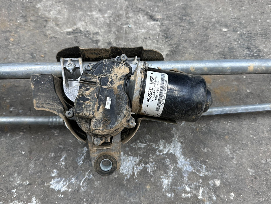 2017-2019 FORD F250 F350 WINDSHIELD WIPER MOTOR AND LINKAGE OEM HC3B-17500-AB
