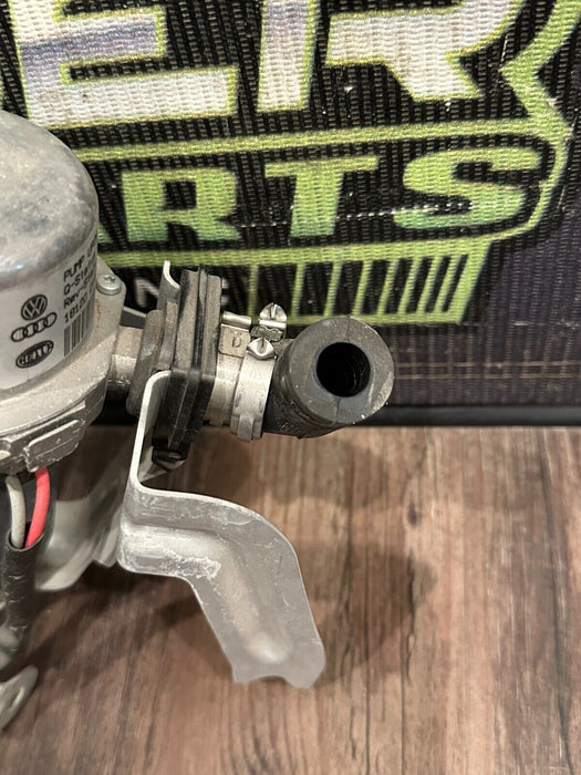 2017-18 AUDI R8 BRAKE BOOSTER VACUUM PUMP ASSEMBLY OEM 8E0 927 317K