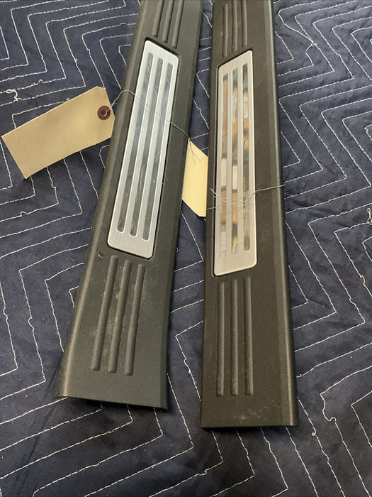 2016 NISSAN TITAN XD KICK PLATE SET LEFT RIGHT