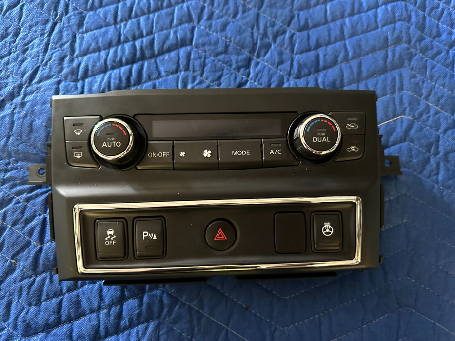 2019 NISSAN TITAN XD A/C HEATER DUAL CLIMATE CONTROL TEMPERATURE 27500 EZ20B