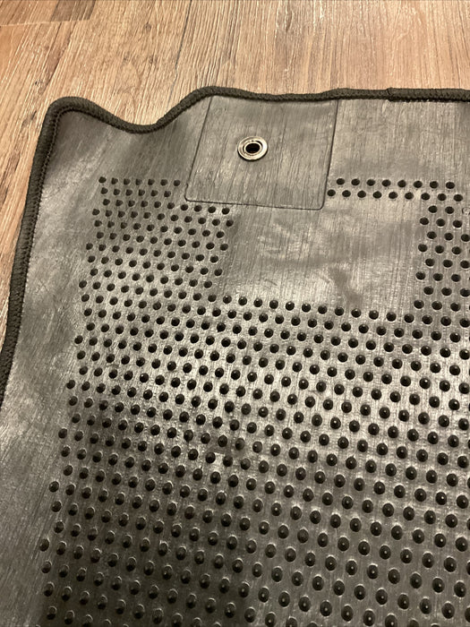 2015 NISSAN 370Z PASSENGER SIDE FLOOR MAT CARPET OEM 2009-2020
