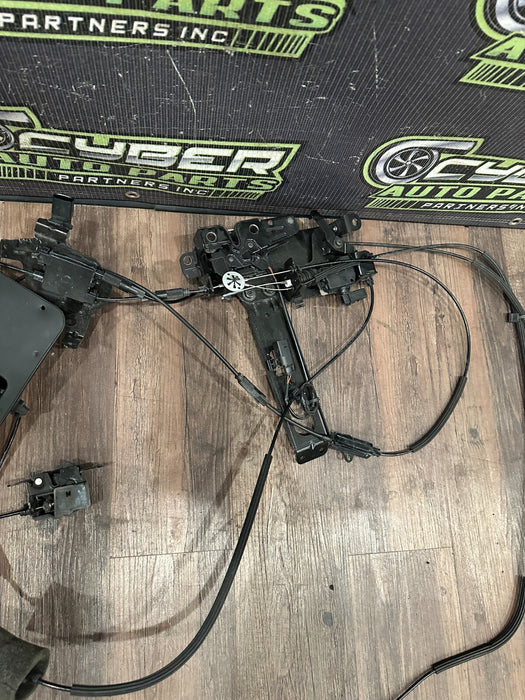 2021 AUDI R8 HOOD LATCH RELEASE CABLE ASSEMBLY OEM