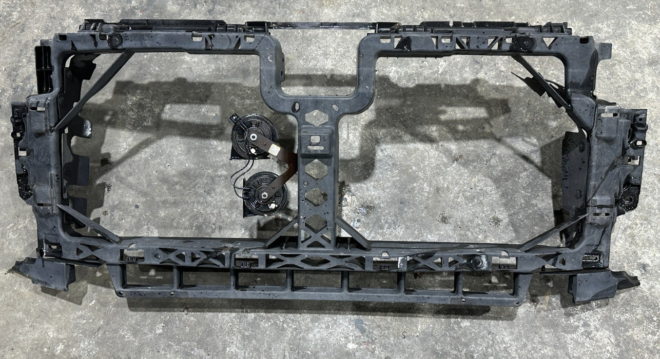 2017-2019 FORD F250 F350 F450 GRILLE SHUTTER PANEL OEM