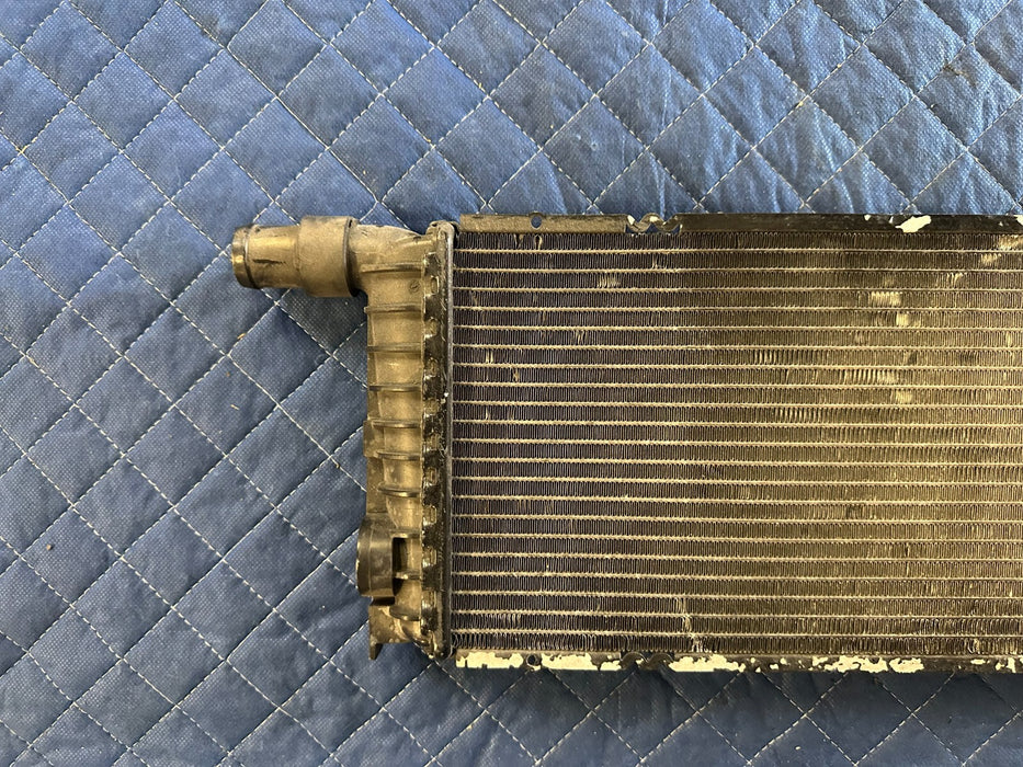 2013-2016 PORSCHE 911 TURBO S CENTER REFRIDGERANT RADIATOR COOLER OEM
