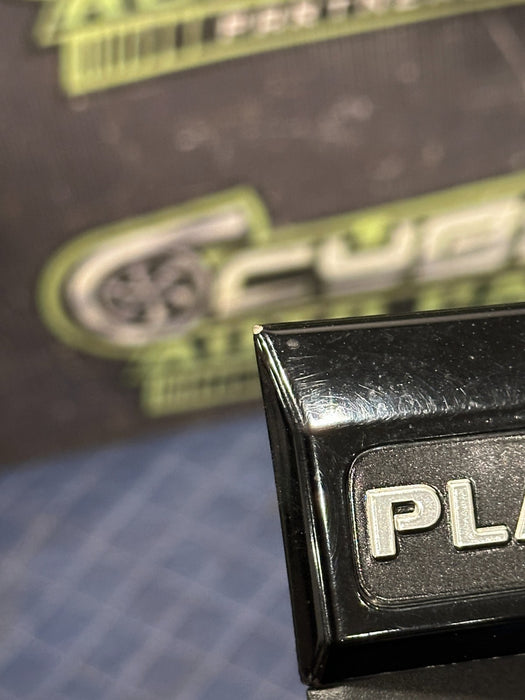 2017-2019 FORD F350 PLATINUM PASSENGER RIGHT FENDER EMBLEM BADGE OEM