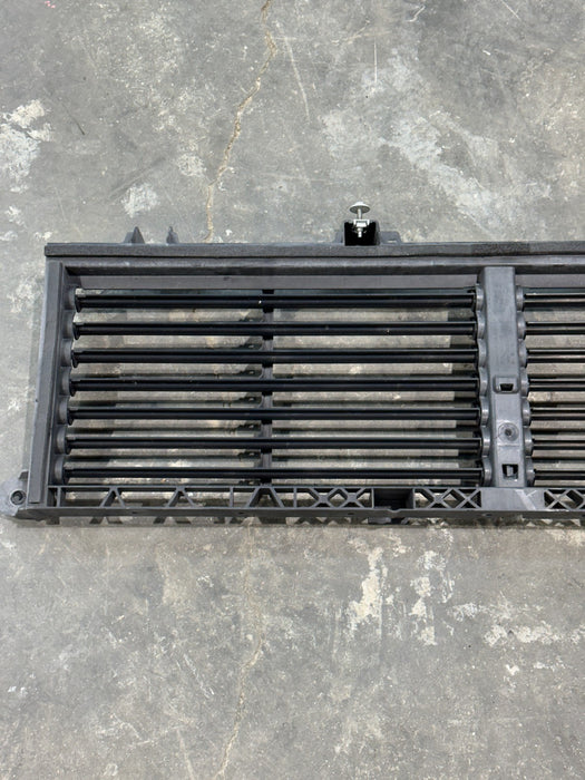 2021 RAM 2500 LARAMIE RADIATOR SHUTTER ASSEMBLY OEM *FOR PARTS USE ONLY*