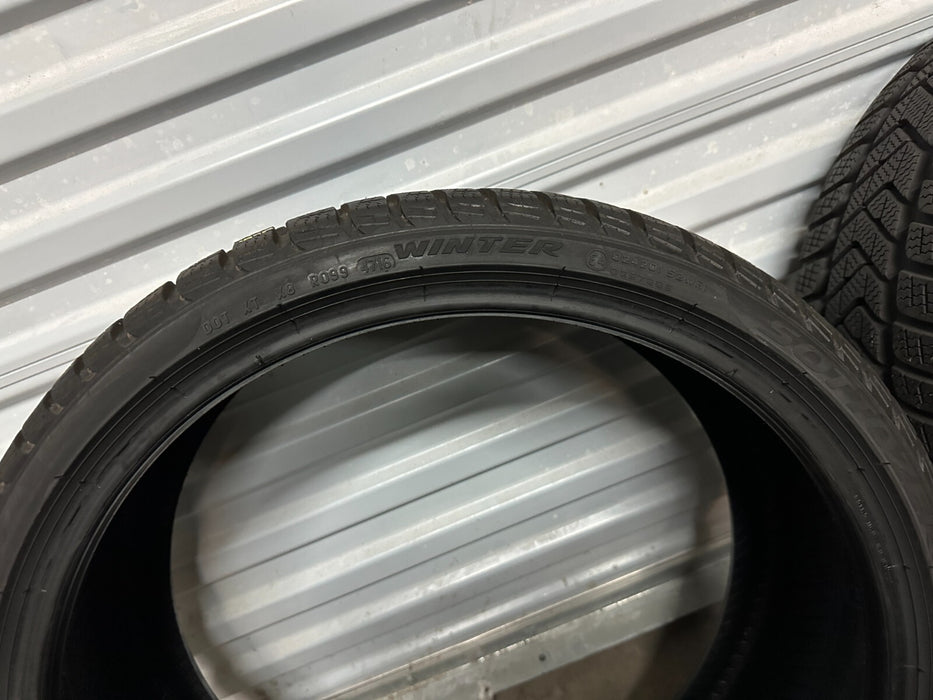 PIRELLI WINTER SOTTOZERO 3 TIRES SET (4) 245/30R20 90W 305/30R20 (MFR DATE 4716)