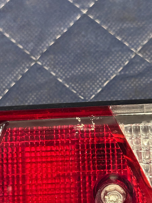 2017-2019 FORD F250 F350 REAR CAB THIRD BRAKE LIGHT W/ CAMERA & PIGTAIL OEM