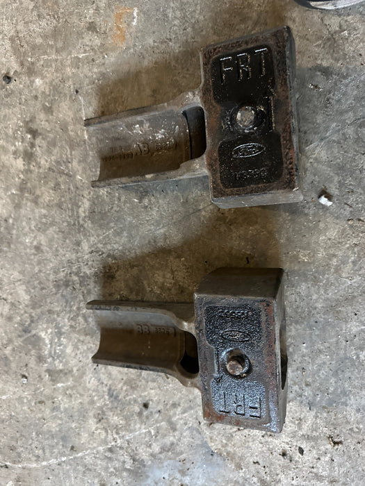 2018 FORD F250 REAR LEFT RIGHT LEAF SPRINGS SET OEM HC3C5A975 HC3C 5A975