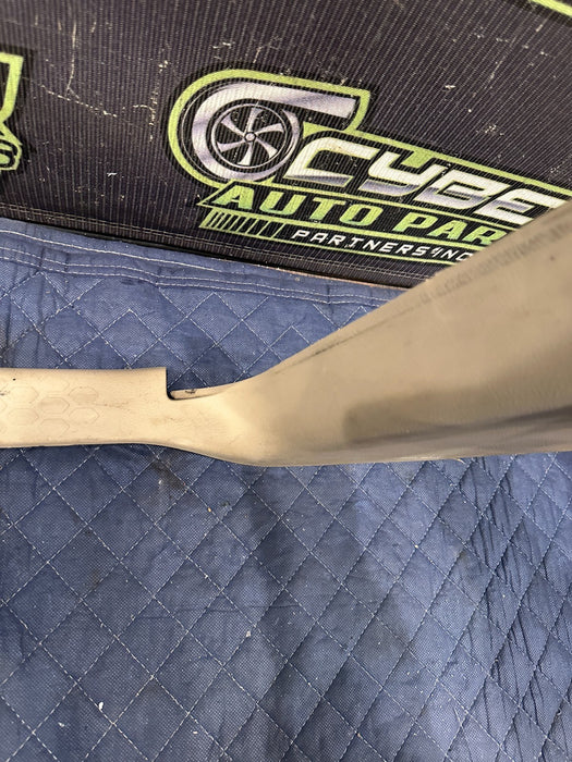 2015 DODGE RAM 2500 LEFT DOOR SILL SCUFF PANEL OEM *WEAR/CRACKED TAB 3-6,8*