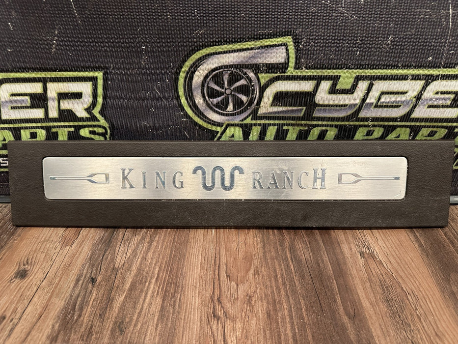 2017-2019 FORD F250 F350 FRONT RIGHT KING RANCH SCUFF KICK PLATE OEM *SCUFFS*