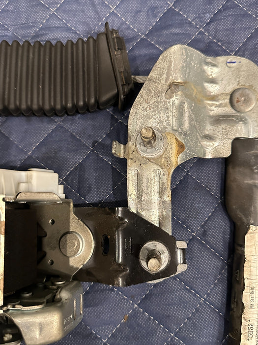 2017-2019 FORD F250 F350 F450 XLT FRONT RIGHT SEAT BELT SEATBELT OEM ~WEAR