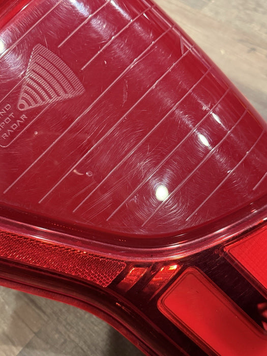 2020-2022 FORD F350 F450 DRIVER LEFT LED TAIL LIGHT OEM *WEAR 5-9*