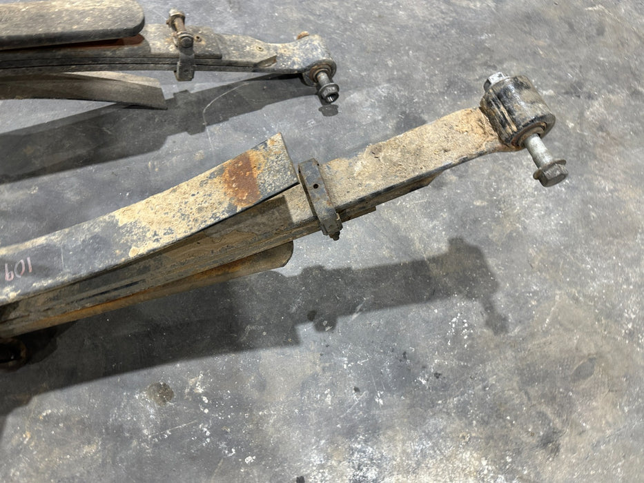 2017 FORD F350 REAR LEFT RIGHT LEAF SPRINGS  OEM HC3C5A975NH HC3C 5A975