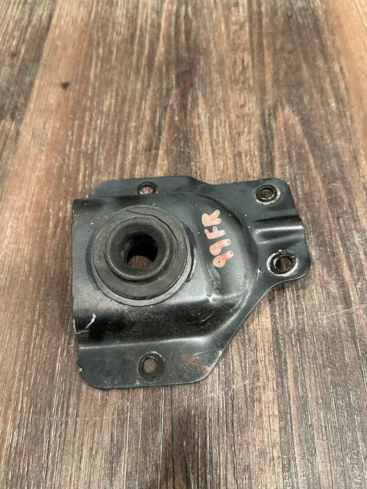 2021 AUDI R8 FRONT RIGHT RADIATOR MOUNT BRACKET OEM 4S0 121 275