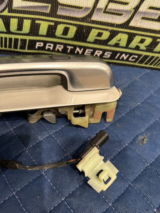 2017-2022 FORD F250 F350 F450 LIMITED FRONT PASSENGER RIGHT DOOR HANDLE (UG) OEM