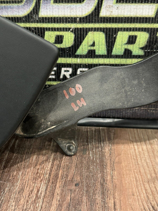 2017 2018 AUDI R8 PLUS LEFT ROOF FRAME LINKAGE PROTRUSION BRACKET ASSEMBLY OEM