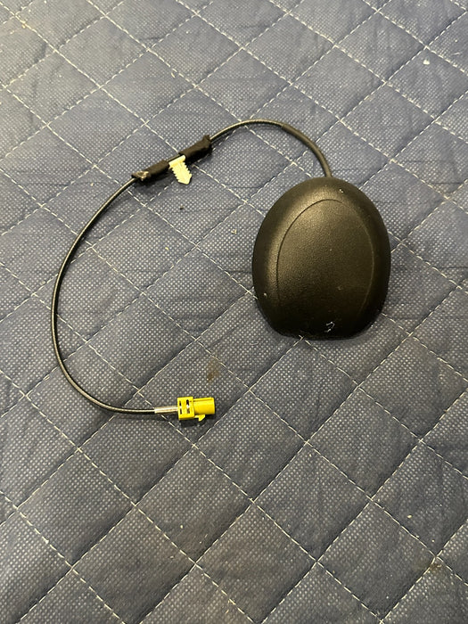 2017-2019 FORD F250 F350 ROOF SHARK FIN ANTENNA OEM