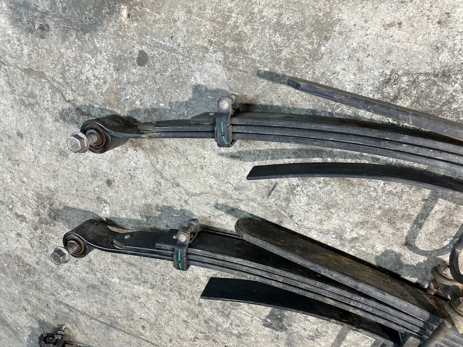 2023 FORD F250 REAR LEFT RIGHT LEAF SPRINGS OEM HC3C5A975NH HC3C 5A975