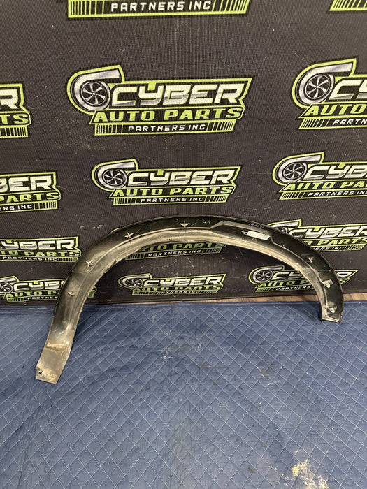 2017 NISSAN TITAN XD FRONT LEFT FENDER FLARE MOULDING OEM 63811 EZ50A