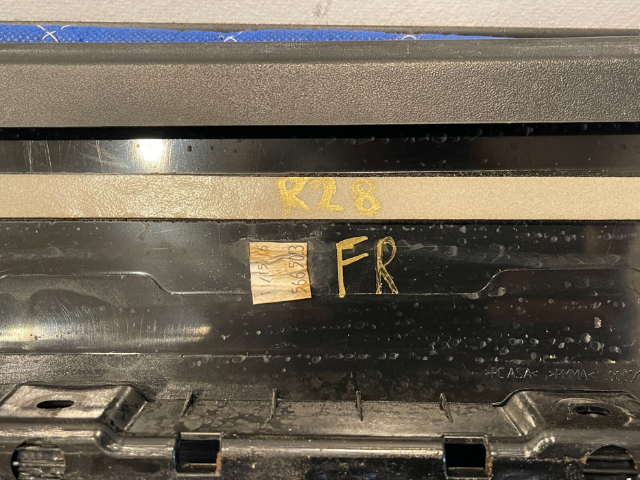 2017-2019 FORD F250 F350 FRONT RIGHT GLOSS BLACK B PILLAR DOOR TRIM OEM *SCRATCH