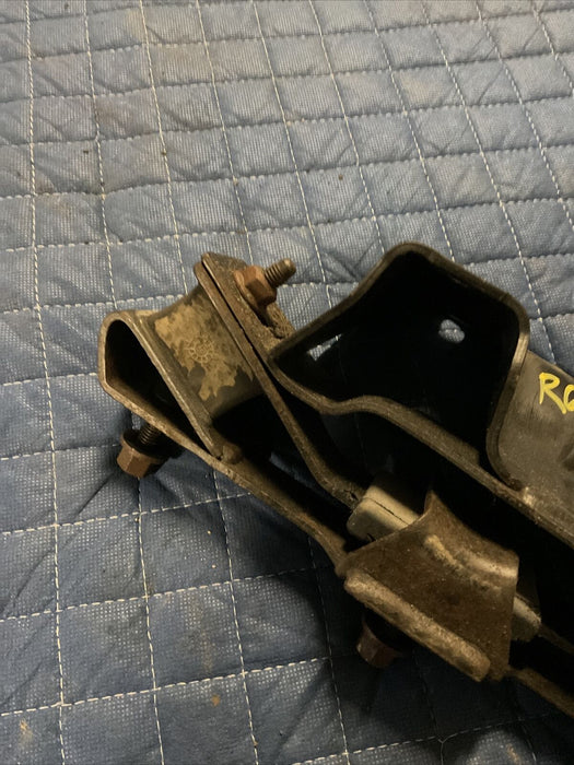 2017 DODGE RAM 3500 6.7L TRANSMISSION MOUNT OEM 52121494AB